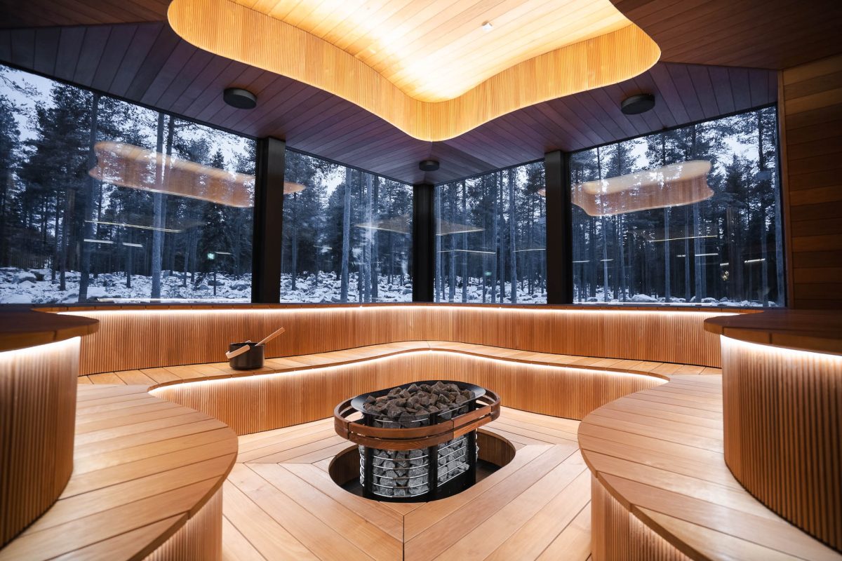 Panoramic Arctic sauna experience in Rovaniemi