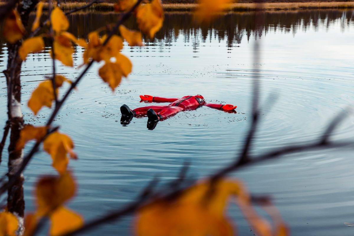Ice-floating experience in an early winter landscape